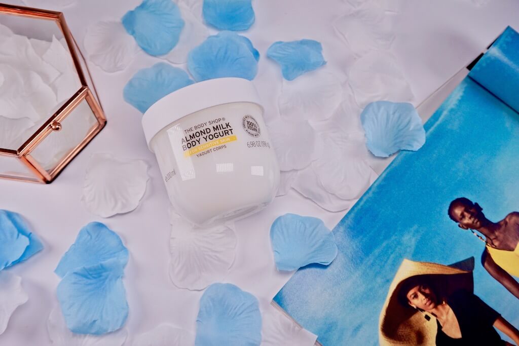 The Body Shop Almond Milk Body Yogurt Review Beautyblog Beautytijd