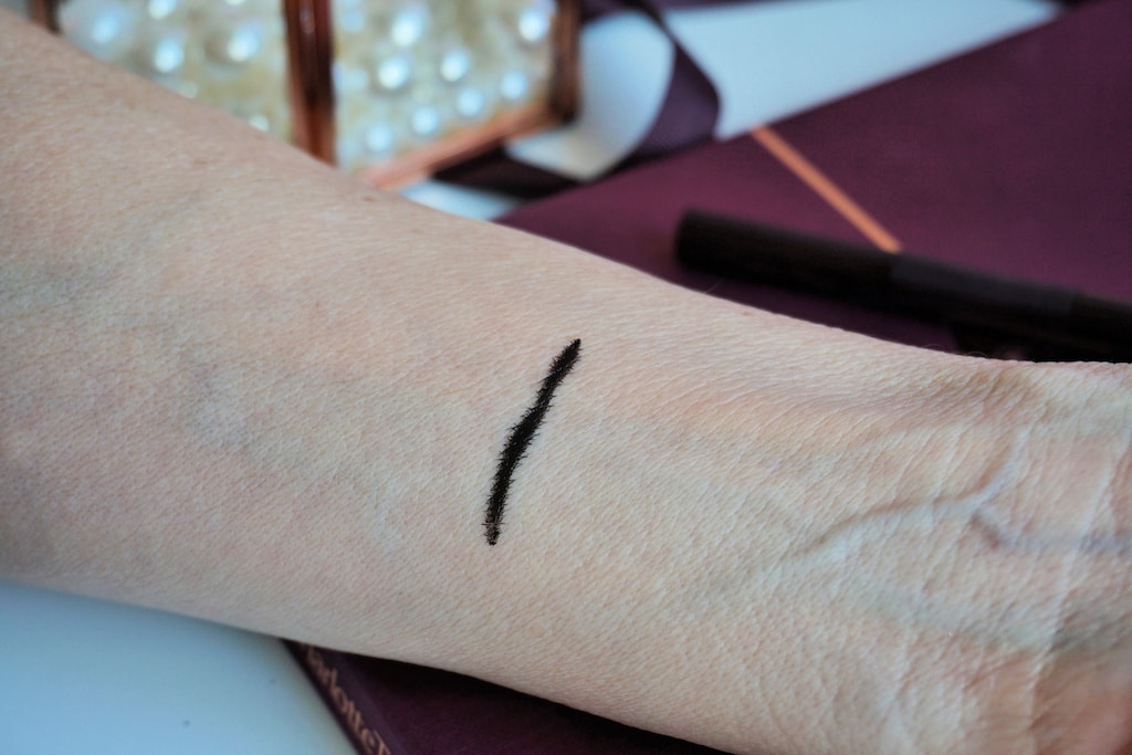 Charlotte Tilbury The Feline Flick Eyeliner review
